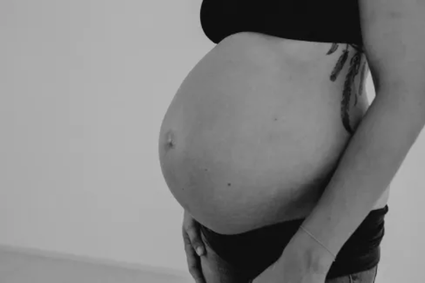 Beckenboden Yoga - ein Kurs speziell für die Bedürfnisse von schwangeren Frauen