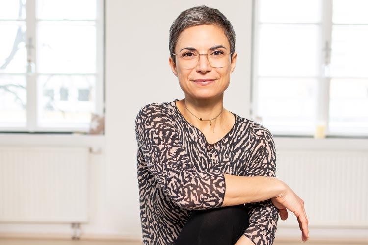 Superactive Yoga Nidra-Trainerin Jasmin Danesh-Pajuh